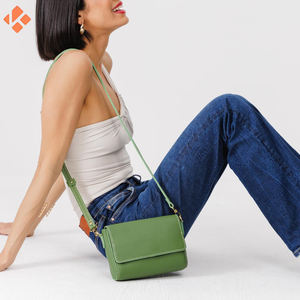 2024 nouveau sac à bandoulière en cuir léger pour femmes multi-couche fermeture éclair à la mode sac à main sac à bandoulière - Product Image 6