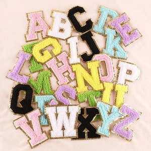 Parche Bordado con Letras del Alfabeto y Corazón, Tela de Chenilla 3D, Tamaños Personalizados, con Reverso Termoadhesivo para Gorras, Bolsos, Chaquetas y Más, Multicolor - Product Image 6