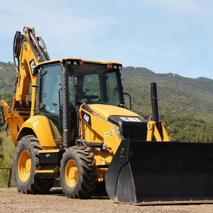 LIVRAISON GRATUITE CAT 440 4X4 CHARGEUSE-PELLETEUSE À ROUES Homologuée EPA CE avec Cylindre Hydraulique Eaton, Moteur, Pompe, Boîte de Vitesses et PLC. - Product Image 5