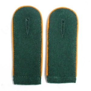 Épaulette entièrement personnalisée vert bouteille avec passepoil orange pour uniforme d'officier - Product Image 1