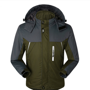 Nouveauté 2025 – Blouson Homme Réversible à Capuche Personnalisable avec Logo, Écologique, Coupe-Vent, Imperméable, Respirant et Séchage Rapide - Product Image 3