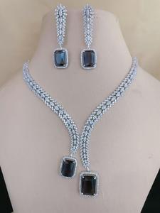 Ensemble de collier en pierre scintillante de qualité supérieure collier à la mode avec boucles d'oreilles diamant américain femmes filles pour les fiançailles de mariage - Product Image 2