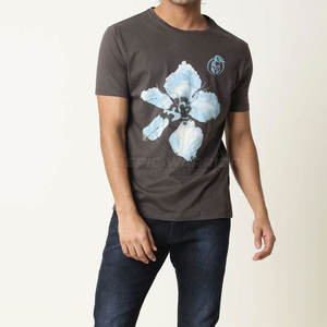 Camiseta estampada para hombre de talla grande, hecha en Pakistán, totalmente personalizada con logotipo personalizado, de secado rápido y transpirable. - Product Image 6