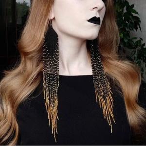 Pendientes de gota con cuentas de moda hechos a mano en forma de corazón bordado para fiestas - Product Image 2