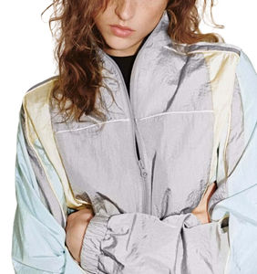 2025 vente en gros femmes coupe-vent veste pour une utilisation en extérieur avec conception imperméable poche à glissière coupe-vent style veste pour les femmes - Product Image 6