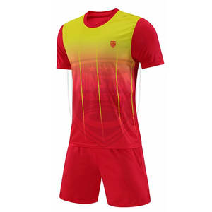 Maillot de football respirant à séchage rapide uniforme nouvelle saison Design ensembles de vêtements d'équipe personnalisés - Product Image 1