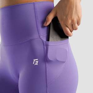 Leggings Deportivos Morados Empower Slim Fit con Patrón, Térmicos para Invierno, Tejido Elástico de Nylon y Spandex, Cintura con Logo, Estilo Pakistaní - Product Image 5