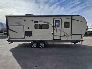 2020 Forest River MINI LITE 2507S 4-Person Modern 4x4 Camping Trailer with Sleeping Capacity - Product Image 6