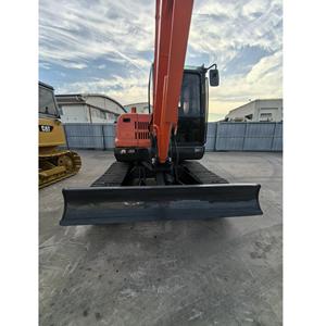Doosan DX60 Excavadora usada Buen estado Máquina pequeña de 6 toneladas a la venta Centrado en componentes centrales Bomba de engranajes de motor - Product Image 1