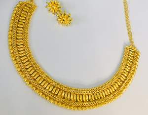 24K Plaqué Or Dubaï Vintage Bijoux De Mode Collier Ensemble Boucles D'oreilles Bracelets Peignes Broches Cuivre Matériel pour les USA - Product Image 5