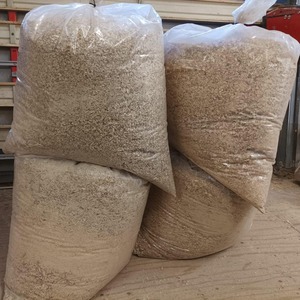 Virutas de Madera de Alta Calidad, Cama Suave y Natural para Caballos, Aves de Corral, Conejos, Ganado, Mascotas y Suministro Global al por Mayor - Product Image 1