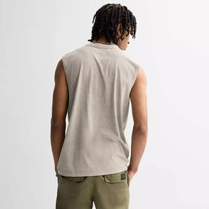 Camiseta sin mangas atlética de secado rápido que absorbe la humedad para hombre en camisetas sin mangas de carbón - Product Image 3