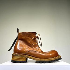 Botas Chelsea de cuero para hombre, botas de cuero sin cordones y botas de cuero genuino con elástico lateral para uso casual y de oficina. - Product Image 3