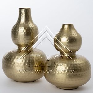 Vase de table en aluminium de luxe moderne Finition en laiton antique pour la décoration de la maison et de la table - Product Image 3