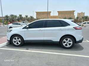 Berline d'occasion 2022 Edge LHD avec régulateur de vitesse adaptatif, sièges en cuir, transmission intégrale, toit ouvrant automatique, caméra de recul 360°, pneus R18, 5 places, 4.5L - Product Image 4