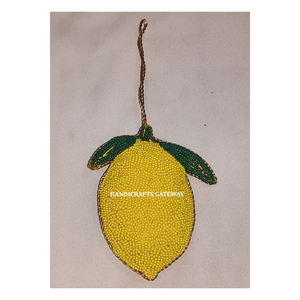 Dernière nouvelle pièce de conception antique faite à la main de haute qualité perlée couleur jaune mangue forme arbre de noël ornement suspendu - Product Image 1