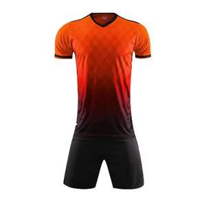 Ensemble d'uniformes de football personnalisé de haute qualité pour équipe de football Kit d'uniformes de football Uniformes de football de qualité supérieure - Product Image 2
