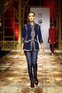Chaqueta con pantalón en tela de terciopelo de seda, chaqueta con embellecedor de cuentas de cristal hermosas, perlas, trabajo de piedra de vidrio para fiesta, 2022 - Product Image 2