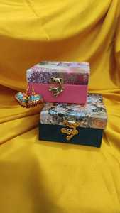 Wholesale <b>Wooden</b> Printed <b>Square</b> Box With Soft Lining Wedding Party Favor Gift Box Jewelry Case 10x10x5 cm Keepsake Box - Product Image 4