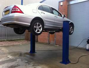 Elevador de Tijera Profesional de 2 Postes CAR CL07 Móvil Maxi, Capacidad de 3 Toneladas, Elevación de 480 kg, Rendimiento Estable, Accionamiento Eléctrico Hidráulico - Product Image 4