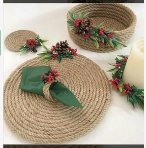 Sets de table en jute tressée écologiques - Design Art Déco, durables et adaptés aux baptêmes - Product Image 2