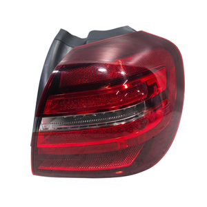 LUZ TRASERA DERECHA MERCEDES GLA Serie A1569068400 (13>) - Product Image 1