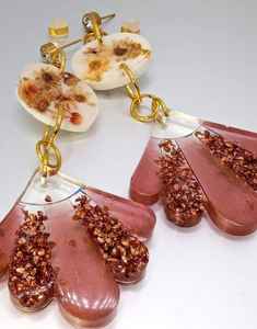 Pendientes estilo Ángel de madera de resina multicolor azul de la mejor calidad Venta caliente Earjewelry de moda a precio - Product Image 3