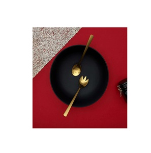 Cuillère et fourchette à salade en laiton classique Logo personnalisé pour cuillère à fourchette de taille moyenne au mieux poli - Product Image 1