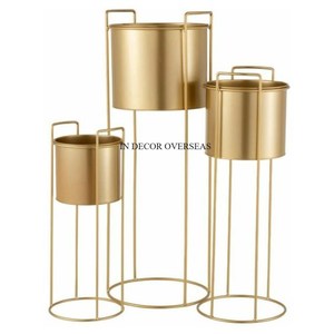 Maceta de forma redonda de metal resistente con recubrimiento en polvo de Color blanco con soporte chapado en oro de diseñador único en precio competitivo - Product Image 5