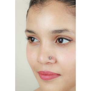 Pendiente de Nariz de Plata 925 para Mujer, Diseño Floral Vintage Nazakat, Joyería Corporal con Ópalo y Diamante, Regalo - Product Image 5