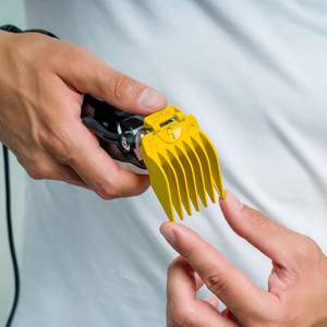 Recortadora de cabello profesional para hombre con 10 peines guía de colores, accesorios eléctricos para toda la familia, equipaje de mano - Product Image 2