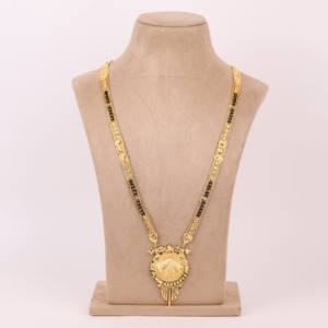 Mangalsutra Chapada en Oro, Temporada de Bodas, Mangalsutra con Colgante, Tradicional para Mujer, Cobre y Latón Chapado en Oro, Oro Laminado - Product Image 1