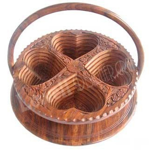 Sculpteur sur bois Panier à ressort en bois pliable fait à la main Organisateur de fruits secs à 4 récipients avec poignée, sculpture traditionnelle en bois - Product Image 2