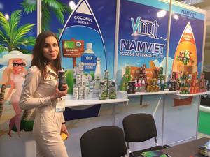 Jugo de fruta de plátano de calidad superior y sabor refrescante de 330ml (de ingrediente real) hecho en fábrica de Vietnam (OEM, ODM) - Product Image 5