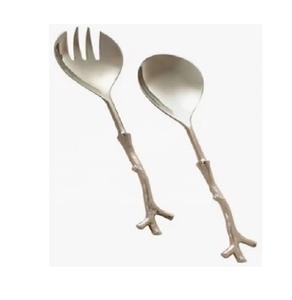 ชุดเสริฟสลัดสุดหรูช้อนโลหะและส้อมมีด้ามจับสีทองใช้บนโต๊ะอาหารระดับพรีเมียมสำหรับงานแต่งงานและความบันเทิง - Product Image 1