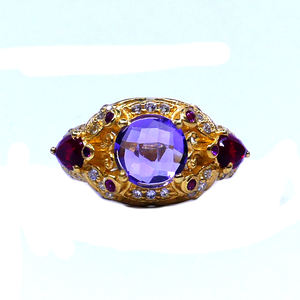 แหวนพลอยอเมทิสต์ของผู้หญิงคลาสสิกสีเงินสเตอร์ลิง925ชุบด้วยทองคำทันสมัยและสง่างาม - Product Image 3