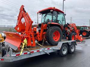 Tractor de Ruedas L4760 4WD de 49HP del 2018 con Caja de Cambios LA1055, Cargador y Cucharón de Acoplamiento Rápido en Excelentes Condiciones - Product Image 6