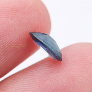 Memoria Jewels - Zafiro Azul Natural Certificado por GIA, Corte Ovalado de 10x7 mm, 1.45 CT, Gema Suelta Hecha a Mano para Joyería - Product Image 3