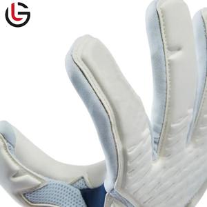 Customize Goalkeeper Gloves <b>Top</b> Quality German <b>Latex</b> Goalkeeper Gloves Customize Logo Design Unisex Goalkeeper Gloves - Product Image 3