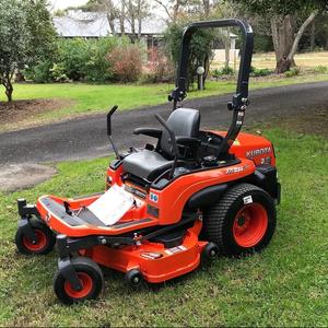 Tondeuse à gazon Kubota ZD1211-3-60 à braquage zéro – Moteur diesel 55435 haute efficacité - Product Image 4