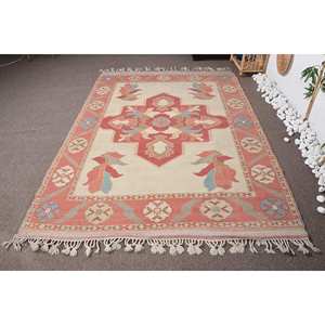 พรมตุรกีวินเทจขนาดใหญ่ 5.5x7.6 ฟุต สีเบจ ทำจากขนสัตว์แท้ - Product Image 1