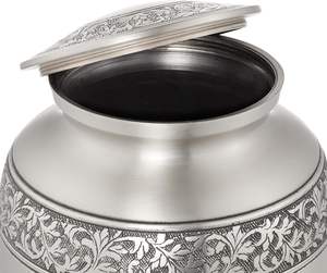 Urna conmemorativa de cremación para adultos para cenizas humanas, urna funeraria de latón con Cruz grabada en peltre con bolsa de terciopelo - Product Image 2