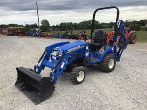 Tractor de Jardín Multifuncional New Holland 905CBL de 21HP, Azul, 4x4, con Bomba y Caja de Cambios - Product Image 4