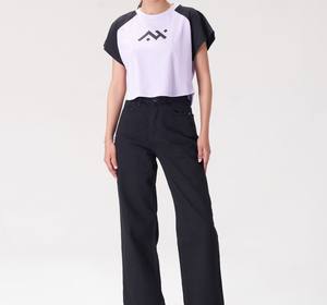 Meilleure vente vêtements d'été haut court t-shirt uni confortable nouveau style manches courtes à la mode femmes T-Shirt vêtements décontractés - Product Image 1