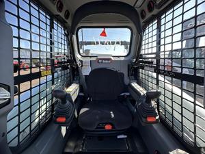 2025 T66 Skid Steer Loader avec une excellente boîte de vitesses de pompe à roulement moteur-une très bonne affaire! - Product Image 2