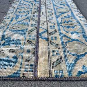 Alfombra Turca Vintage de 1.2x2 pies (38x60 cm), Alfombra de Lana Azul Abstracta - Product Image 5