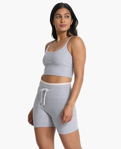 Conjunto de entrenamiento de Yoga personalizado para mujer de calidad superior Sujetador transpirable y cierre de cordón corto ajustado Logo cintura estilo deportivo sólido - Product Image 5