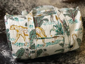 Bolso de lona acolchado de algodón de bosque de tigre blanco indio Bolsos de mujer Bolsos de viaje - Product Image 3