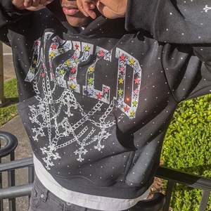 Sweat à capuche surdimensionné en molleton 100% coton 450 g/m², lavage à l'acide vintage, impression personnalisée de logo en strass DTG, délavé au soleil, écologique, hiver - Product Image 5