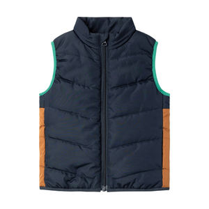 Chaleco Acolchado de Lana Aislante y Transpirable - Ropa Exterior Abrigada de Fabricantes Pakistaníes - Product Image 3